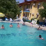 Happy Nur Ξενοδοχείο 3*