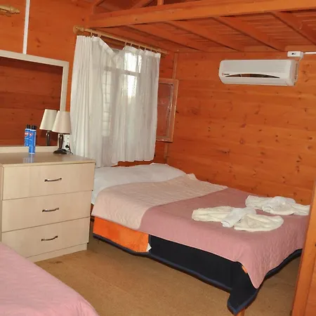 Ξενοδοχείο Happy Nur