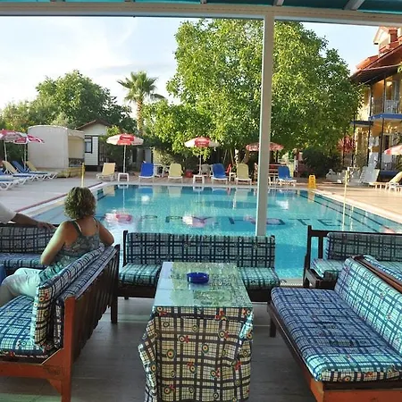 Happy Nur 3* 페티예