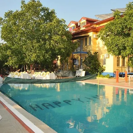 Ξενοδοχείο Happy Nur