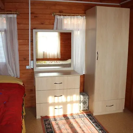 Ξενοδοχείο Happy Nur