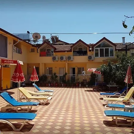 Ξενοδοχείο Happy Nur 3*