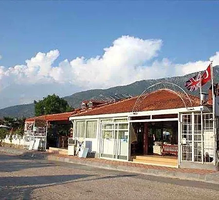 Happy Nur Fethiye