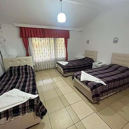 Hotel Happy Nur 3*